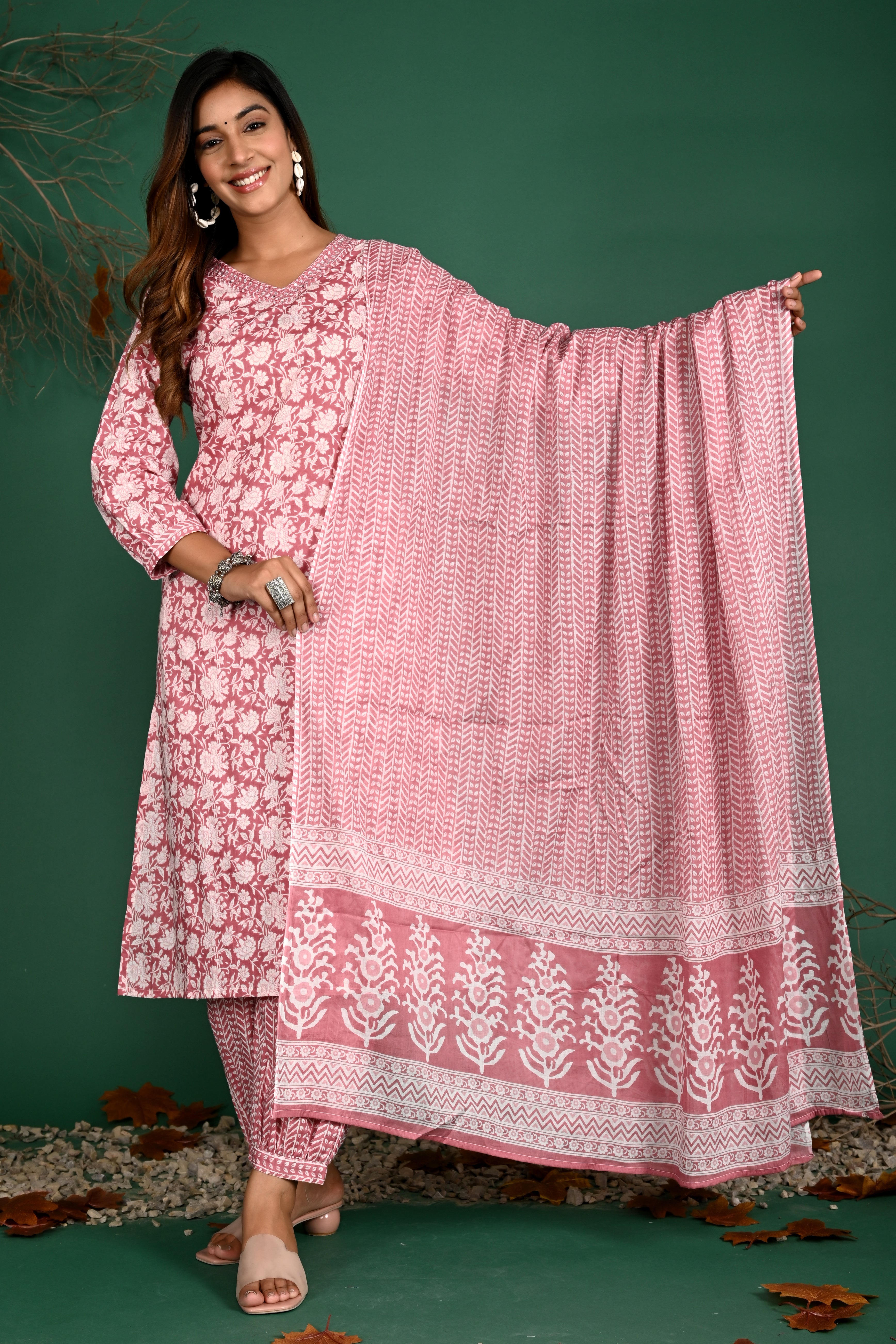 Dusty rose straight kurta pant dupatta set