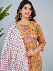 Women Floral Printed Regular Thread Work Pure Cotton Kurta with Trousers & With Dupatta
