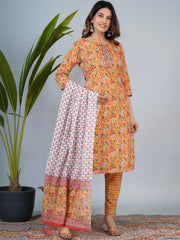 Women Floral Printed Regular Thread Work Pure Cotton Kurta with Trousers & With Dupatta